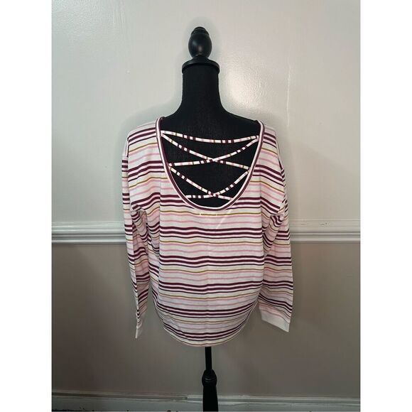 NWT Maurices Stripe Cross Back Long Sleeve Pullover Shirt Size Medium - Picture 2 of 6